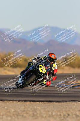 media/Jan-22-2023-CVMA (Sun) [[66d43cdebf]]/Race 17 Amateur Formula Open/